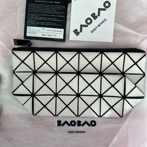 Issey Miyake Bao Bao Black and White Geometric pouch NEW with tags and dust bag